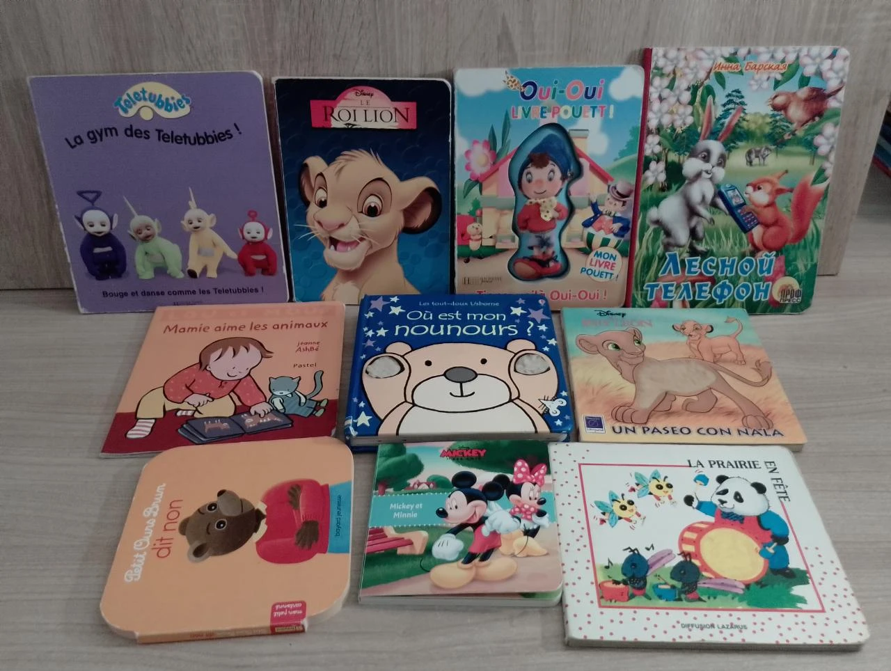 Lot de 10 livres cartonné pour enfants